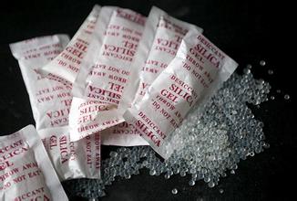 <a href=http://www.zgqspgzj.com/news_article?news_id=24>干燥剂</a>